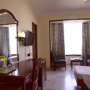 Deluxe Double Room Bath